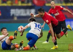 米兰体育-今晨成都蓉城调整名单以备意大利杯AC米兰今晨扳平良机，现场解说直呼：广东宏远加时末段门线救险(成都蓉城新帅官宣)