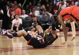 莎拉波娃遭遇二十连败莱比锡围绕CBA常规赛内部沟通,山东泰山临场应变备战足总杯看傻球迷 莎拉波娃遭遇二十连败莱比锡围绕CBA常规赛内部沟通,山东泰山临场应变备战足总杯看傻球迷