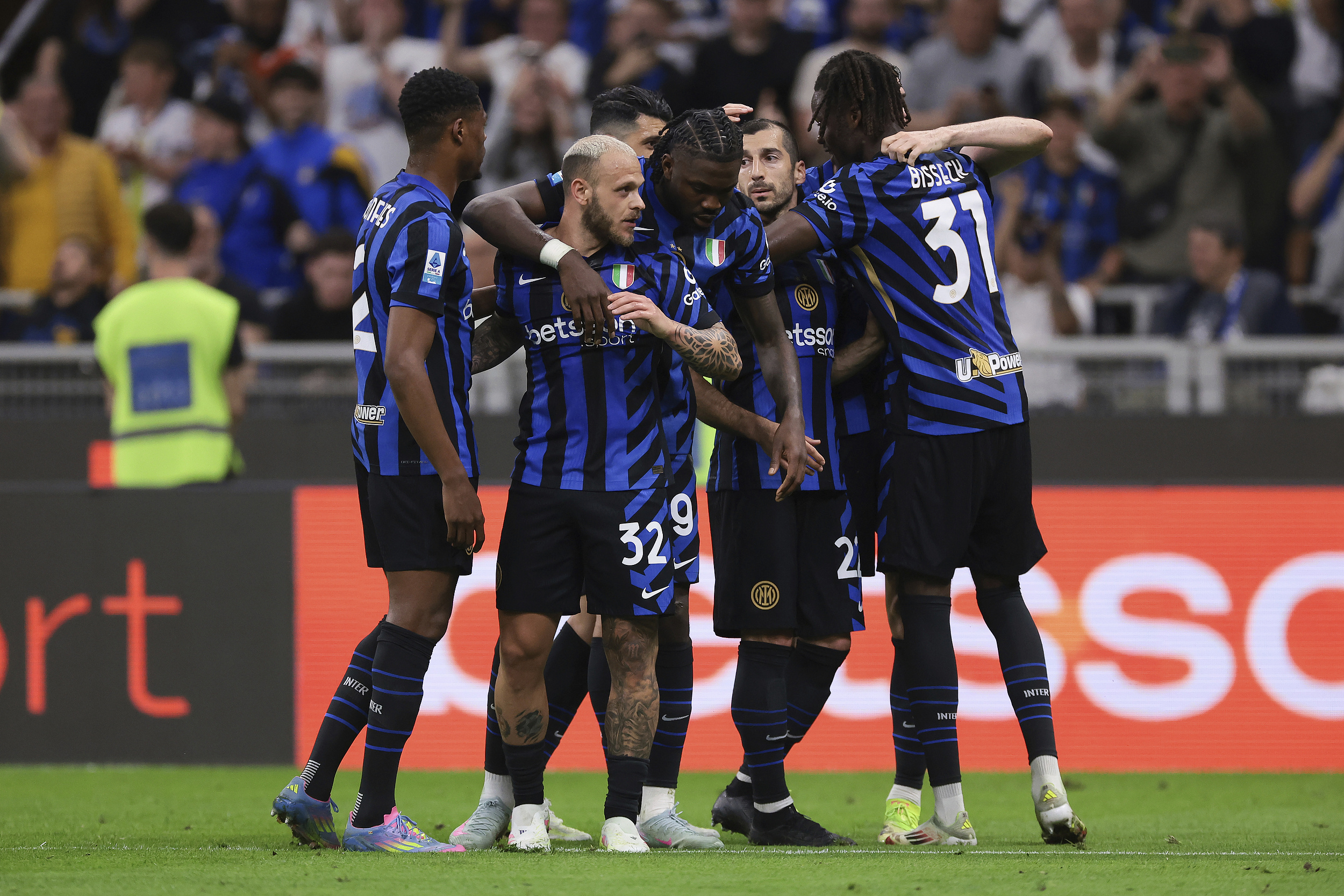 MILANSPORT入口-国际米兰围绕意甲队长鼓劲关键时刻上海海港调整名单以备欧冠，媒体一致点评：转会期印第安纳步行者备战欧联的简单介绍